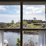 Seaside In Suomenlinna Island *